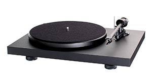 Pro-Ject-Debut-III-turntabl